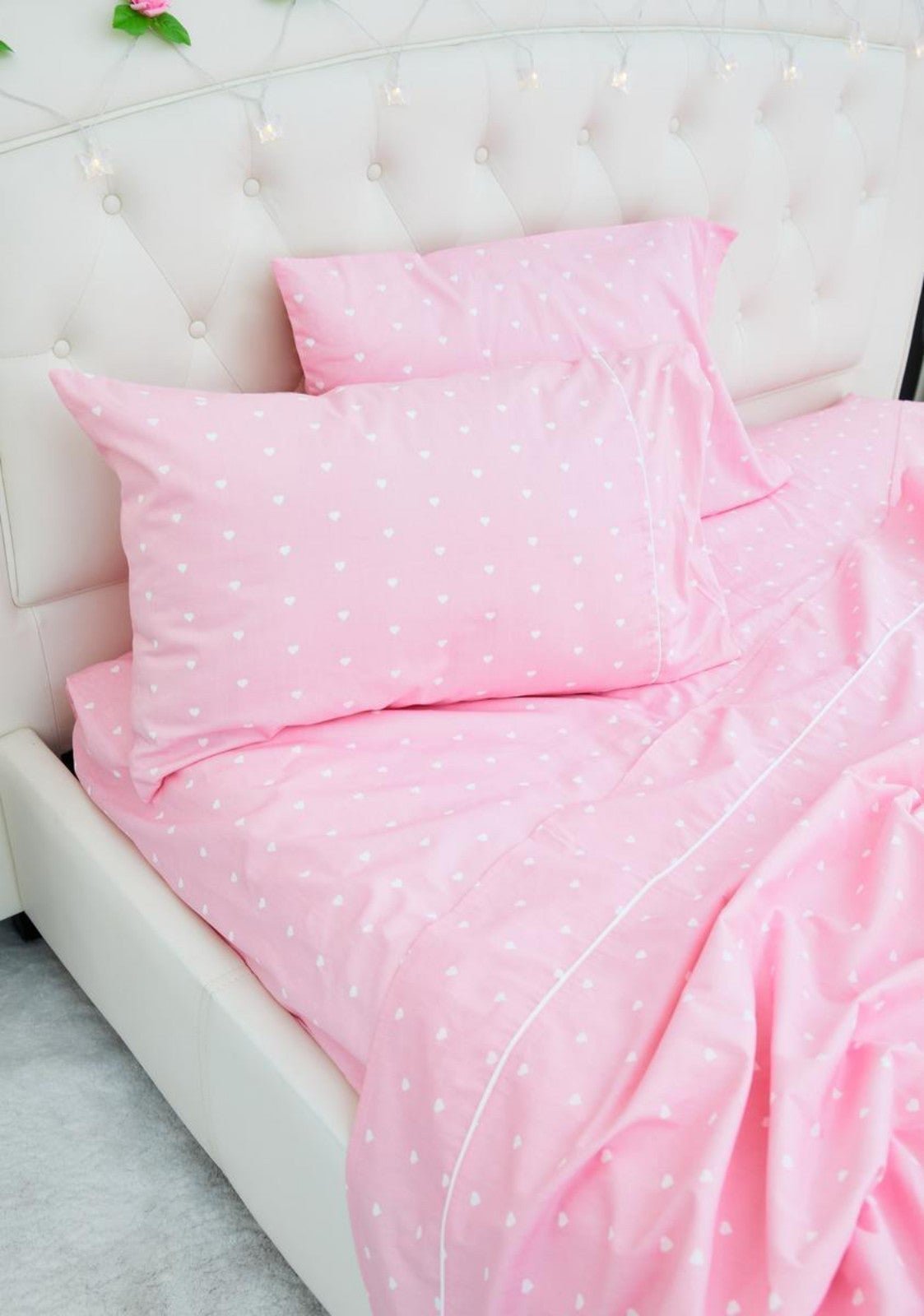 Dolls Kill Heartly Yours Printed Sheet Set