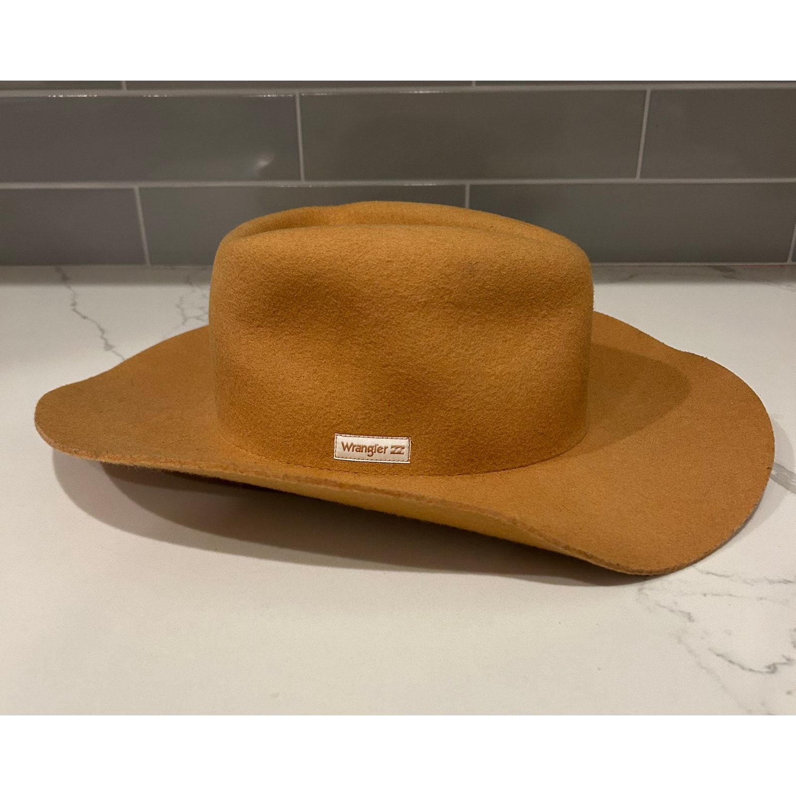 Billabong X Wrangler Women's Tan Rancher Fitted Hat OSFM EUC