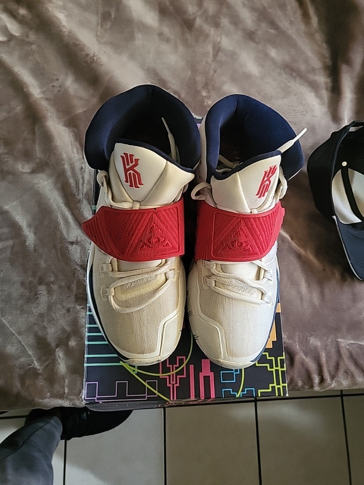 Nike Kyrie 6 USA 2020 Basketball Shoes Men's Size 11.5 Blue White Red BQ4630-102