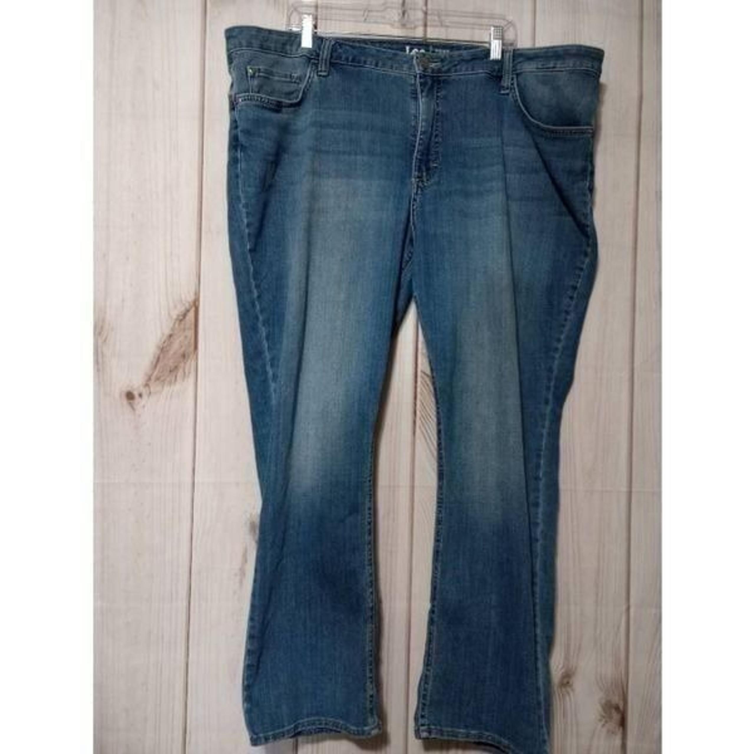 Lee jeans Ladies 24 Regular Mid Rise Straight Leg