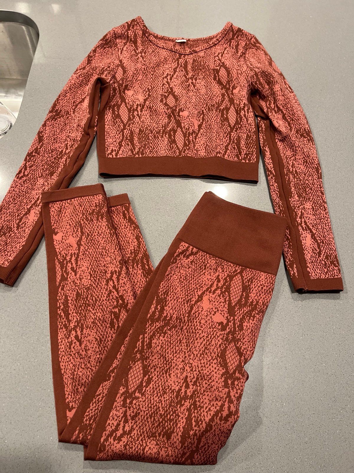 Fabletics workout set