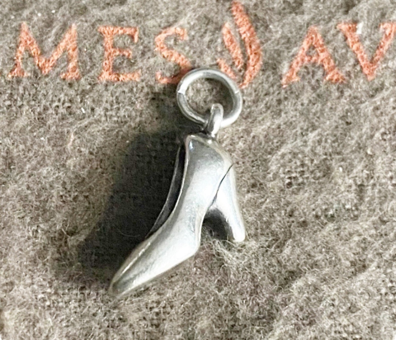 JAMES AVERY charm high heels 3D silver charm sterling silver 925