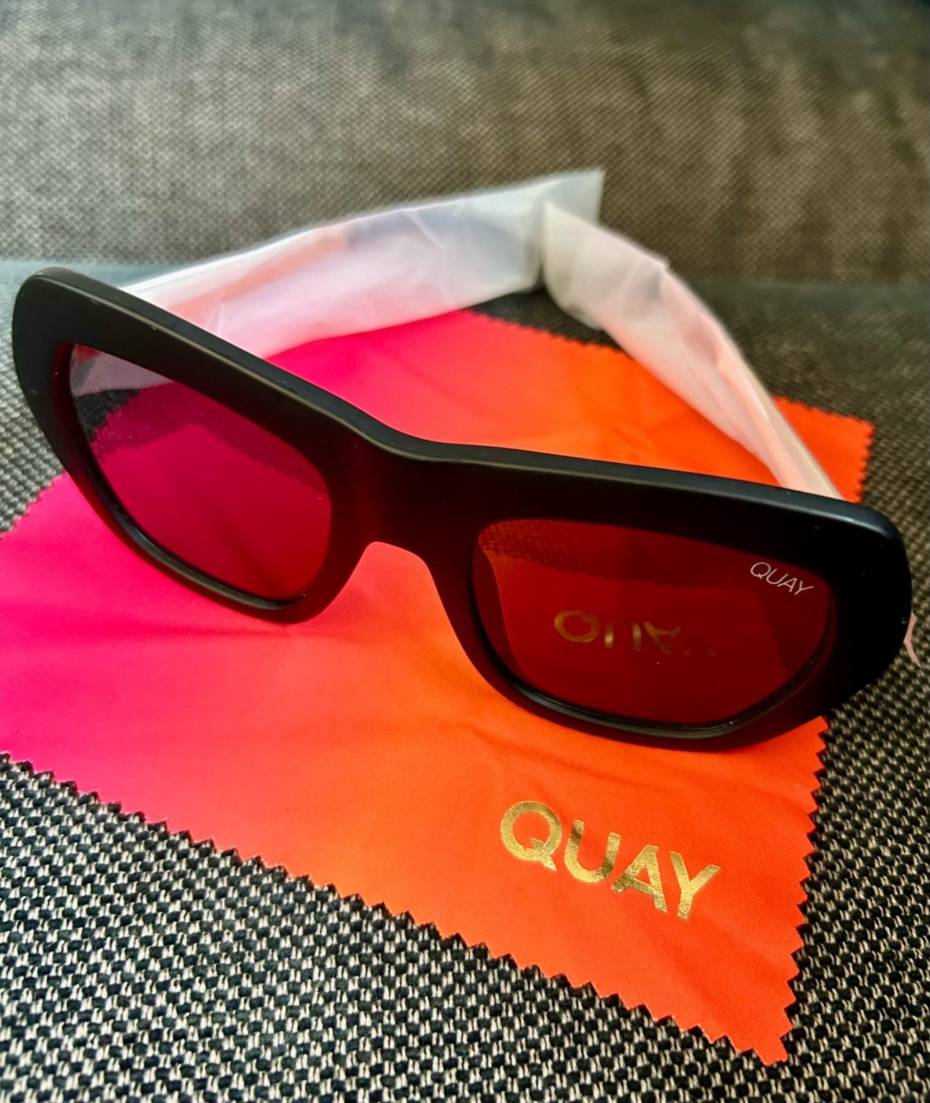Quay Australia Common Love Sunglasses Black
