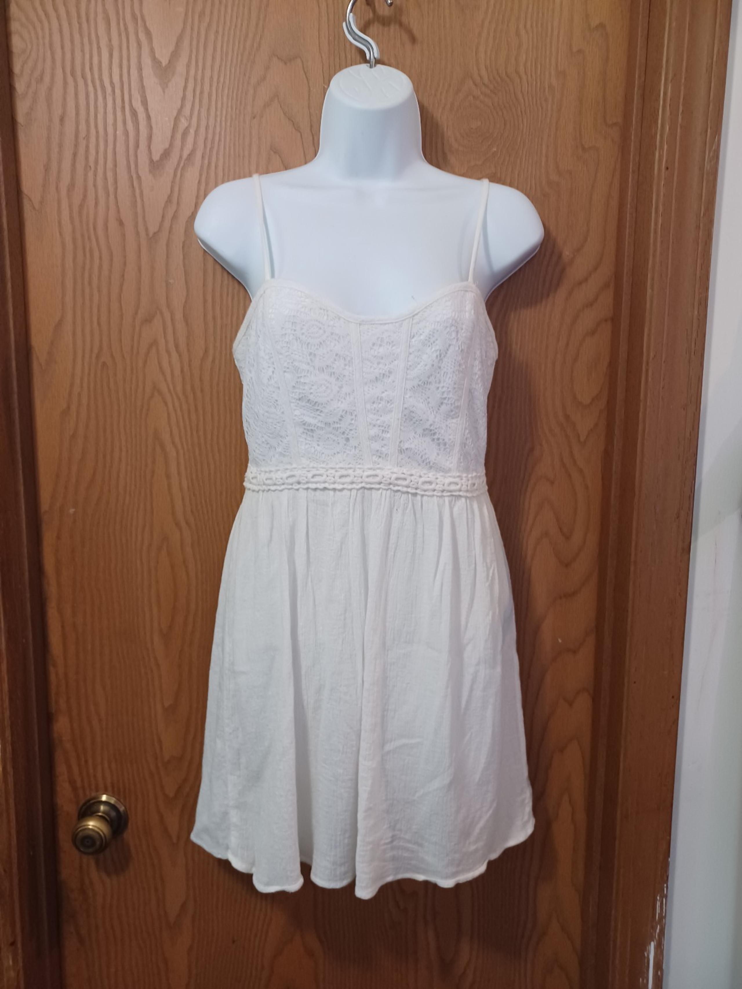 CITY TRIANGLES white lace mini sundress size 7