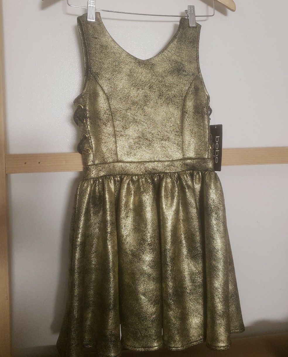 Fashion dress bebe girls NWT Size 10 Gold