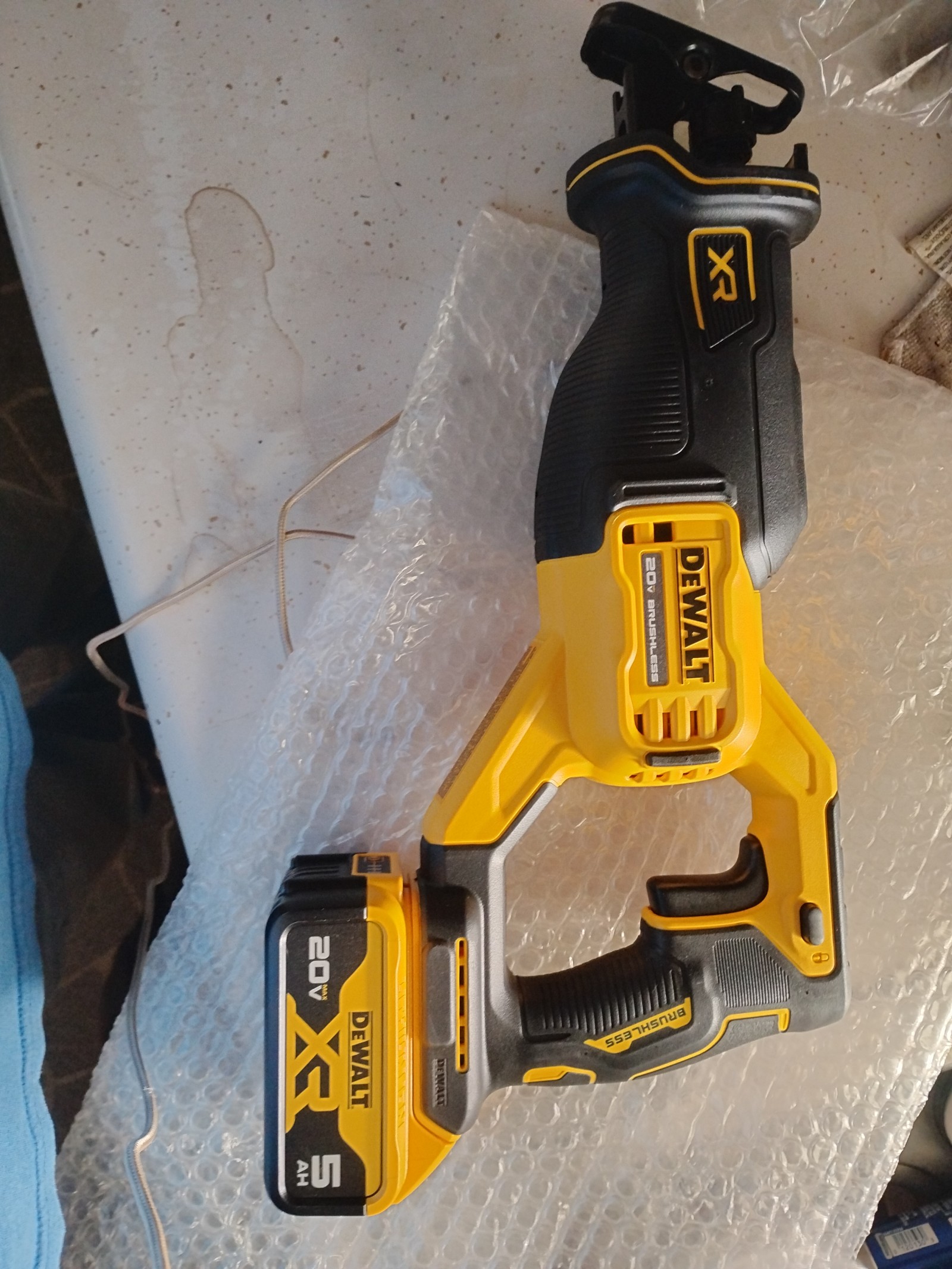 Dewalt sawzall 5.0 battery