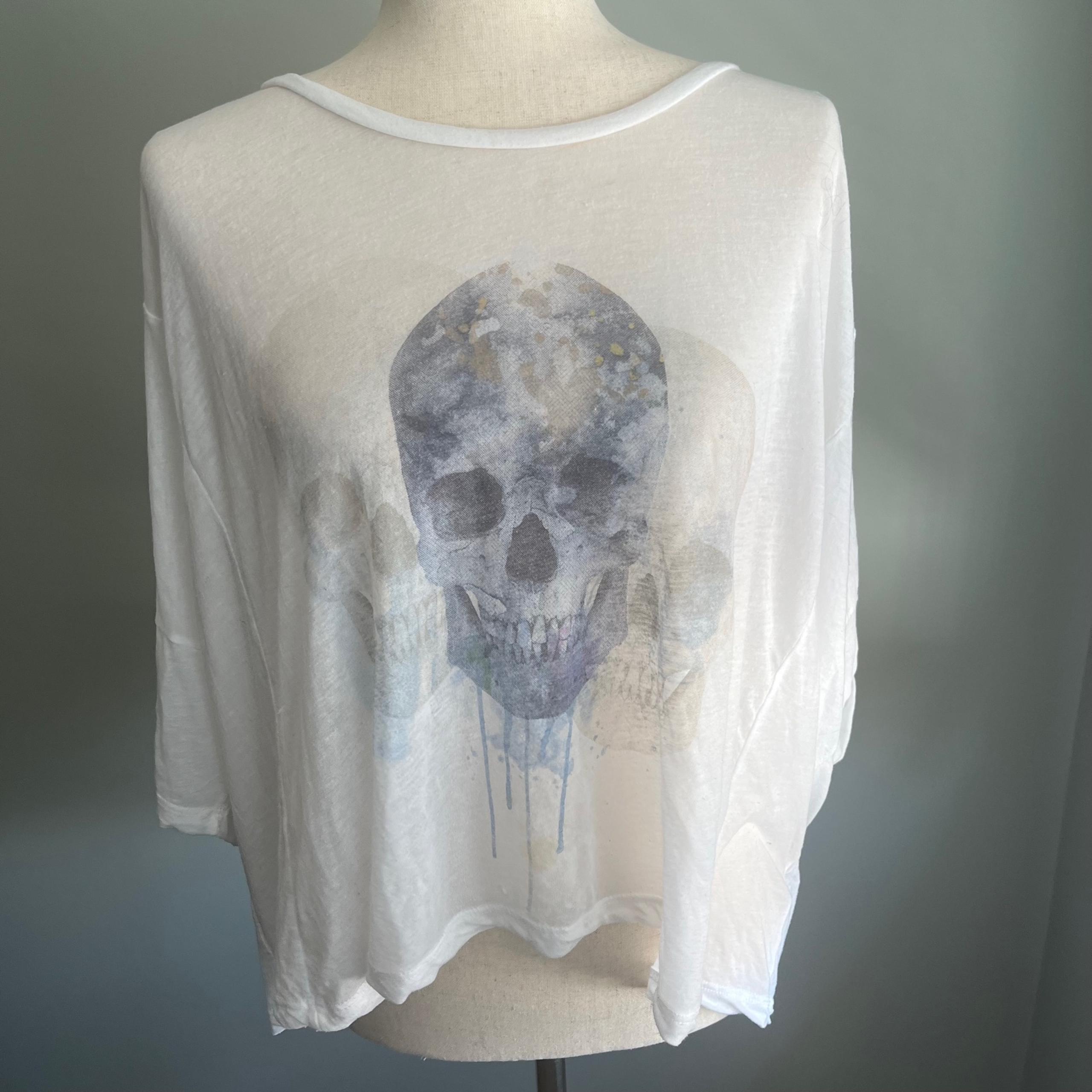 Chaser Drippin’ Skull Art Tshirt S