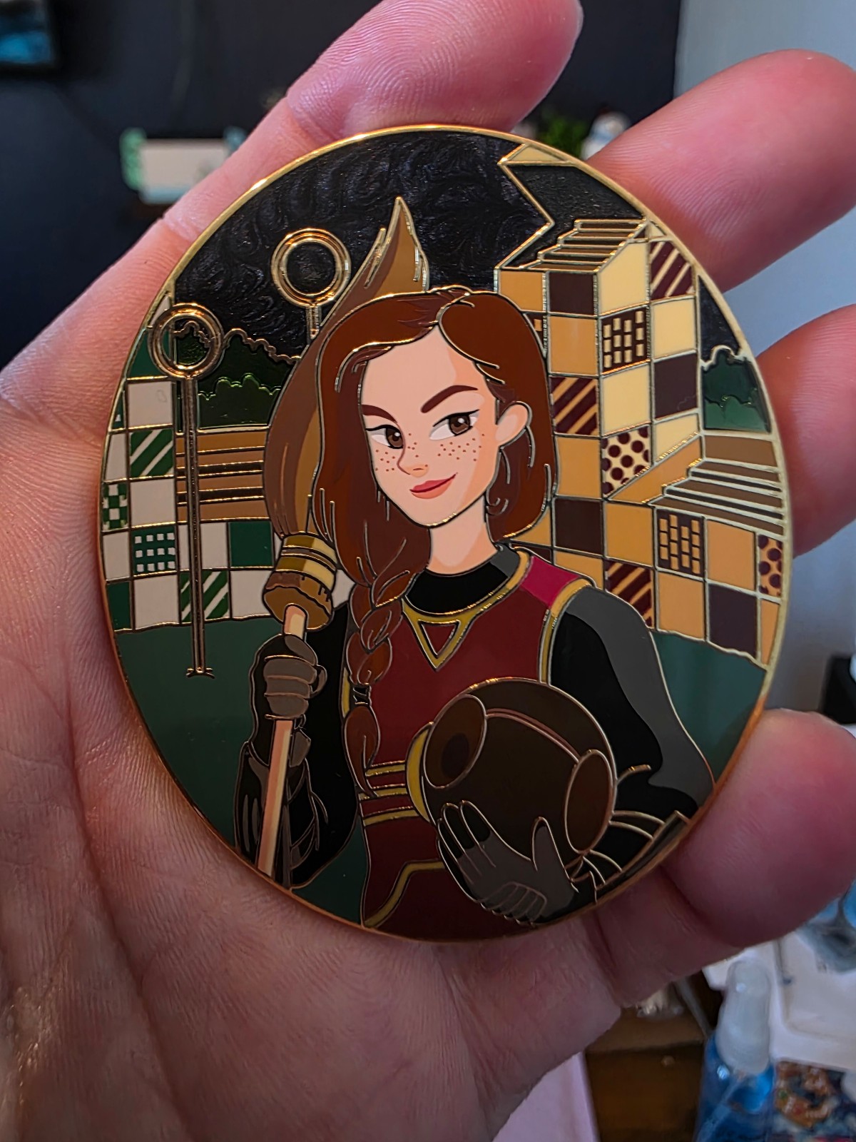 Ginny fantasy pin