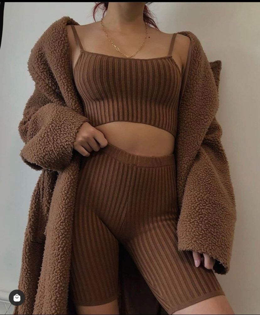 437 mocha lounge set