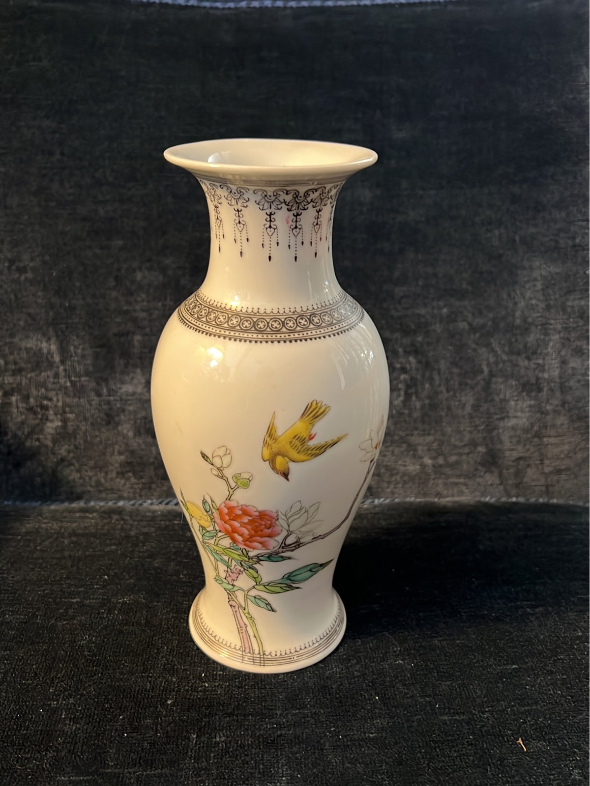 Chinese Vase 8 1/4”