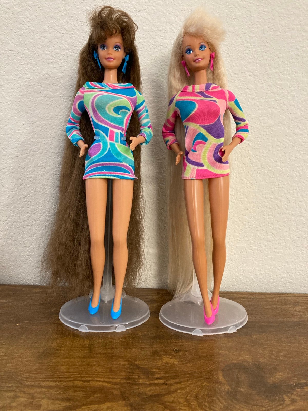 Totally hair, Barbie Teresa, blonde, brunette dolls