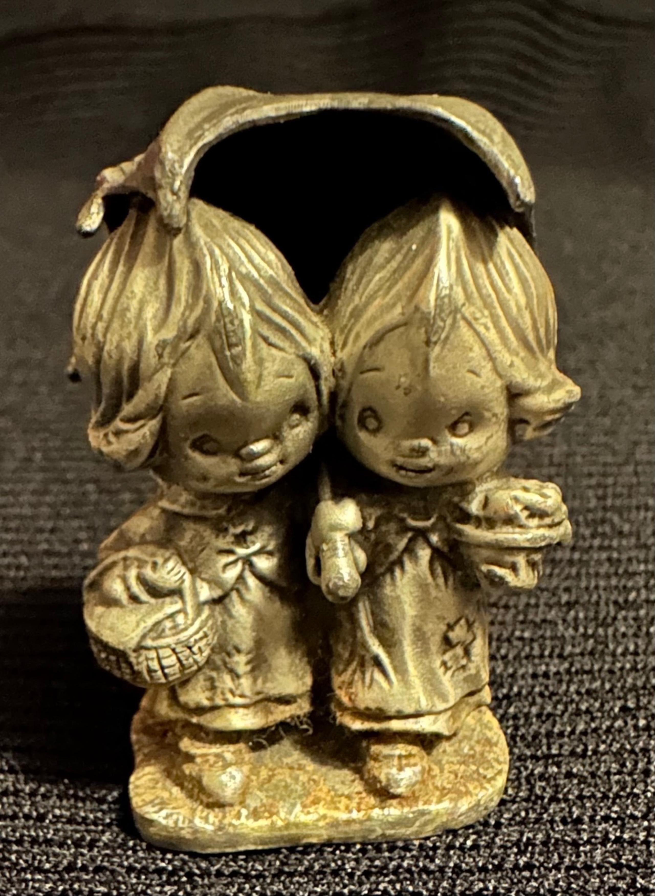 Vintage 1977 Hallmark Pewter Figurine "Friendship"