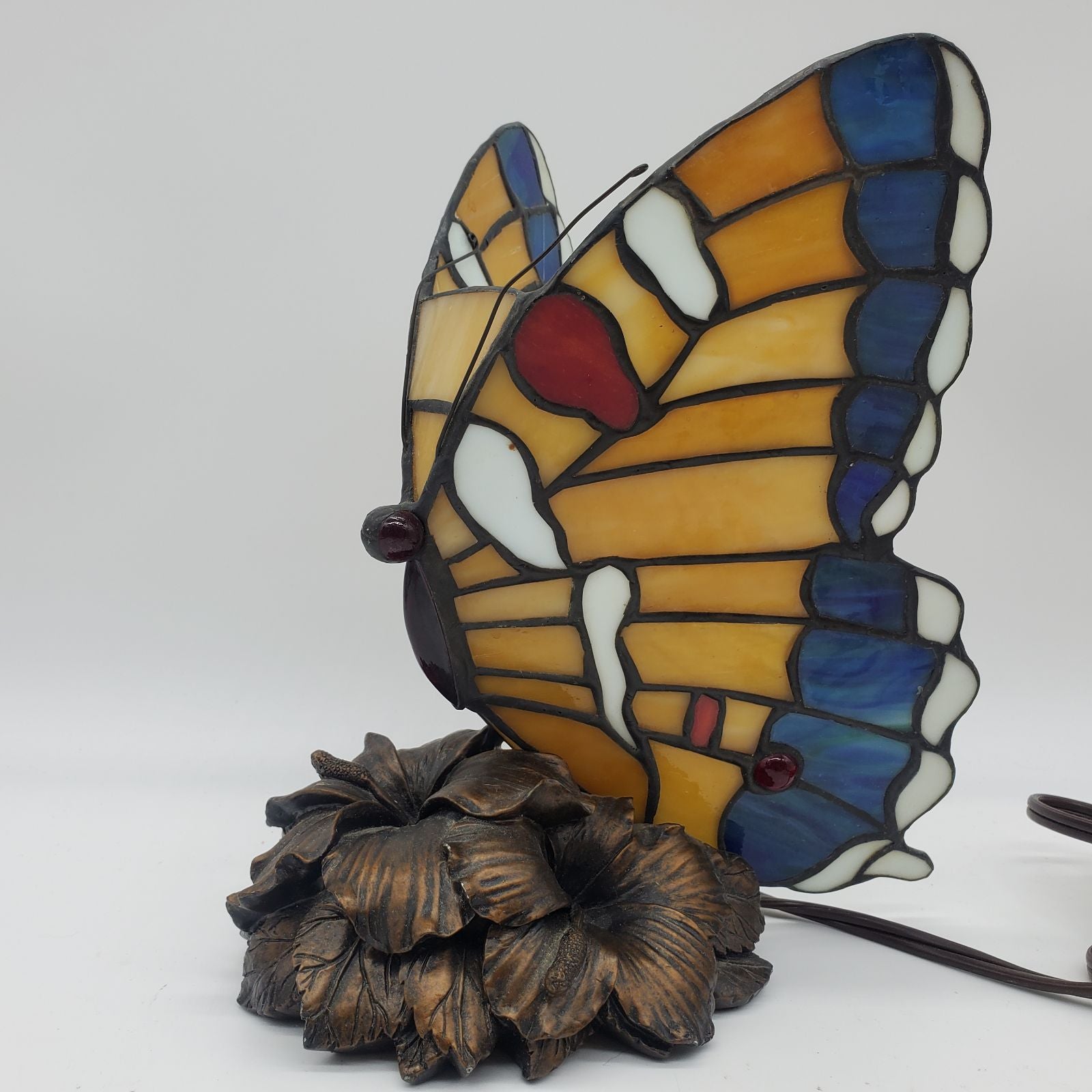 TIFFANY STYLE BUTTERFLY TABLE LAMP GLASS SHADE