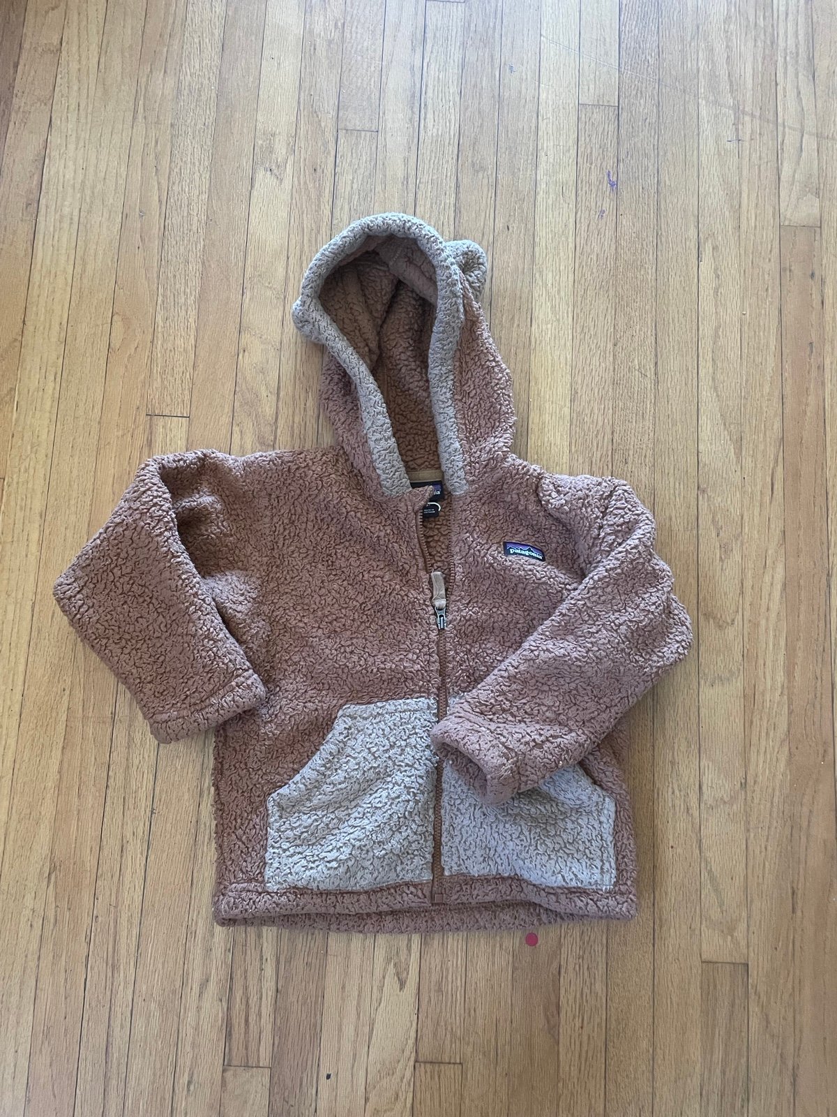 Patagonia teddy sweater 3T