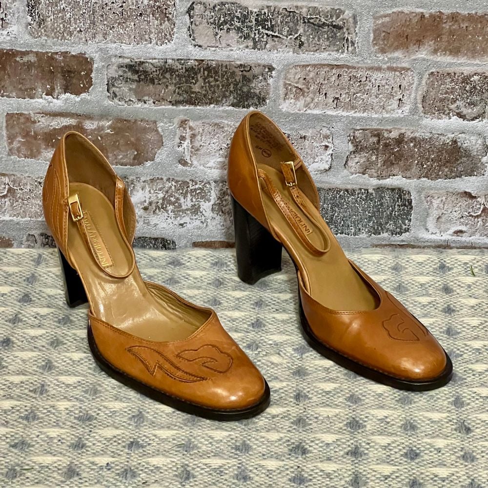 Enzo Angiolini Leather Embellished Heels 8M