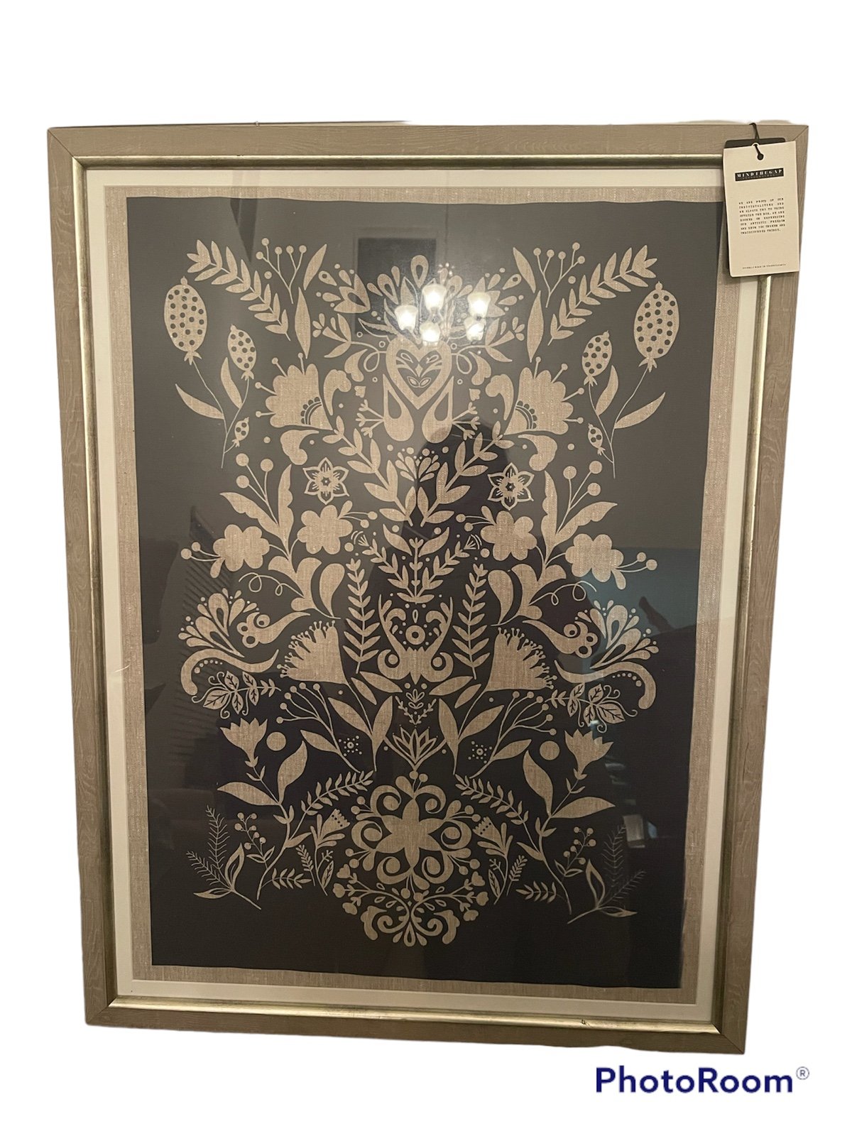 Linen embroidery art