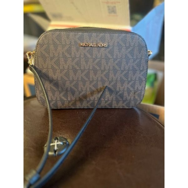 Michael Kors Crossbody