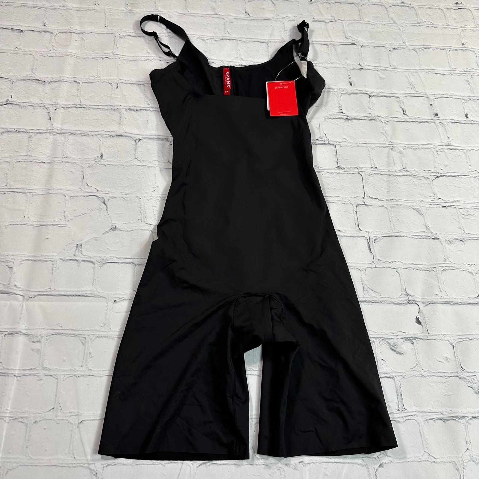 SPANX shapewear bodysuit smart grip open bust