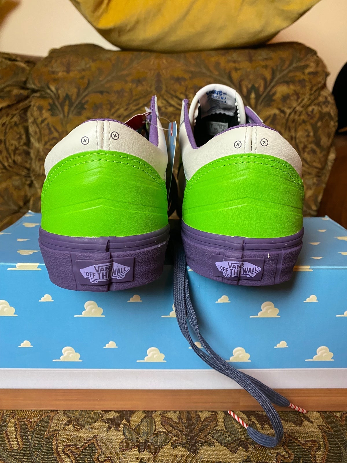 Unbeatable - Vans Toy Story Buzz Lightyear Low Old Skool Shoes - Friends and Family Sale-A-Thon:£174[hoMen_5103582ua]