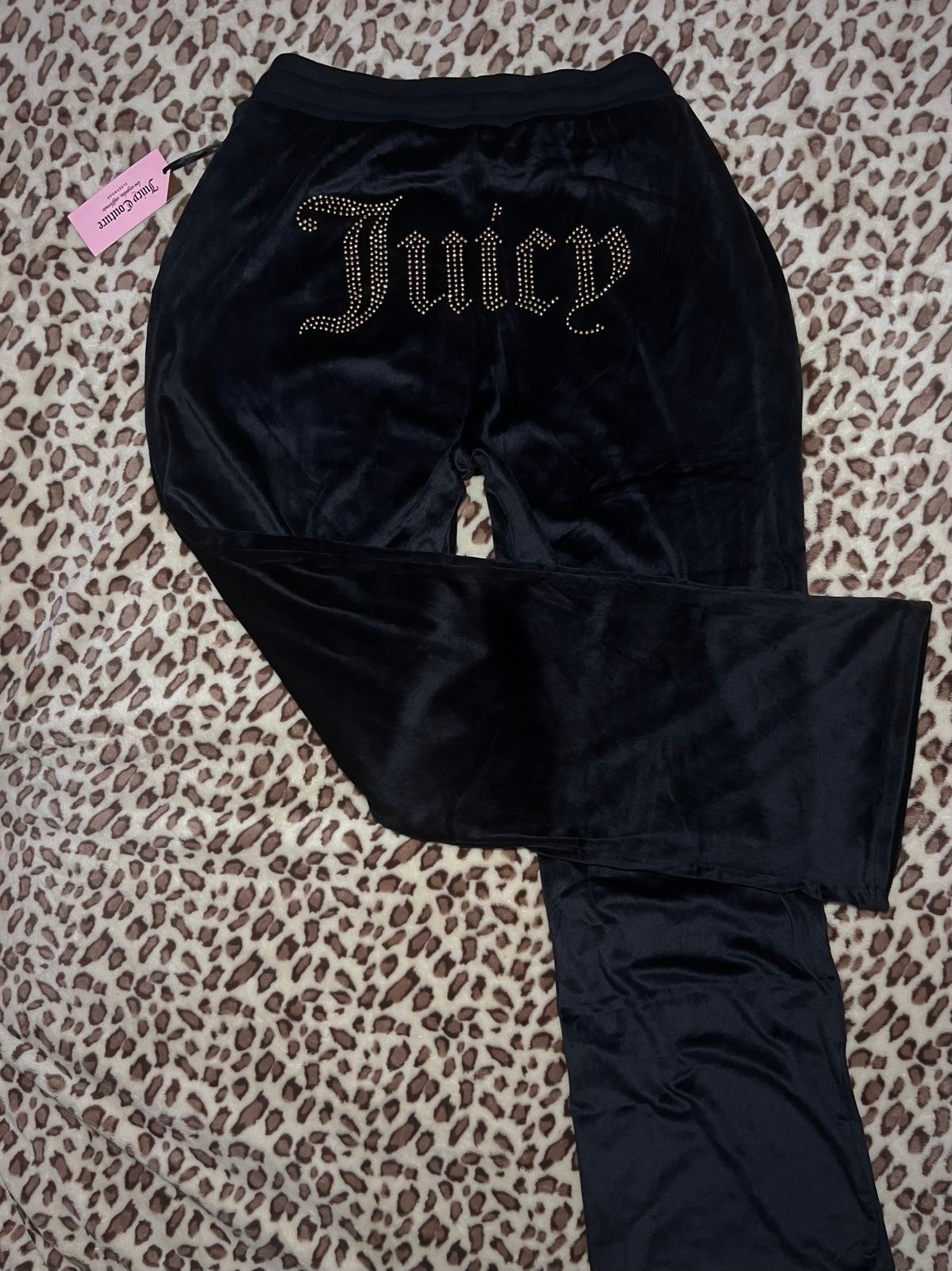 SOLD! Juicy Couture Y2k Black Velour Rhinestone Sleepwear Sweatpants