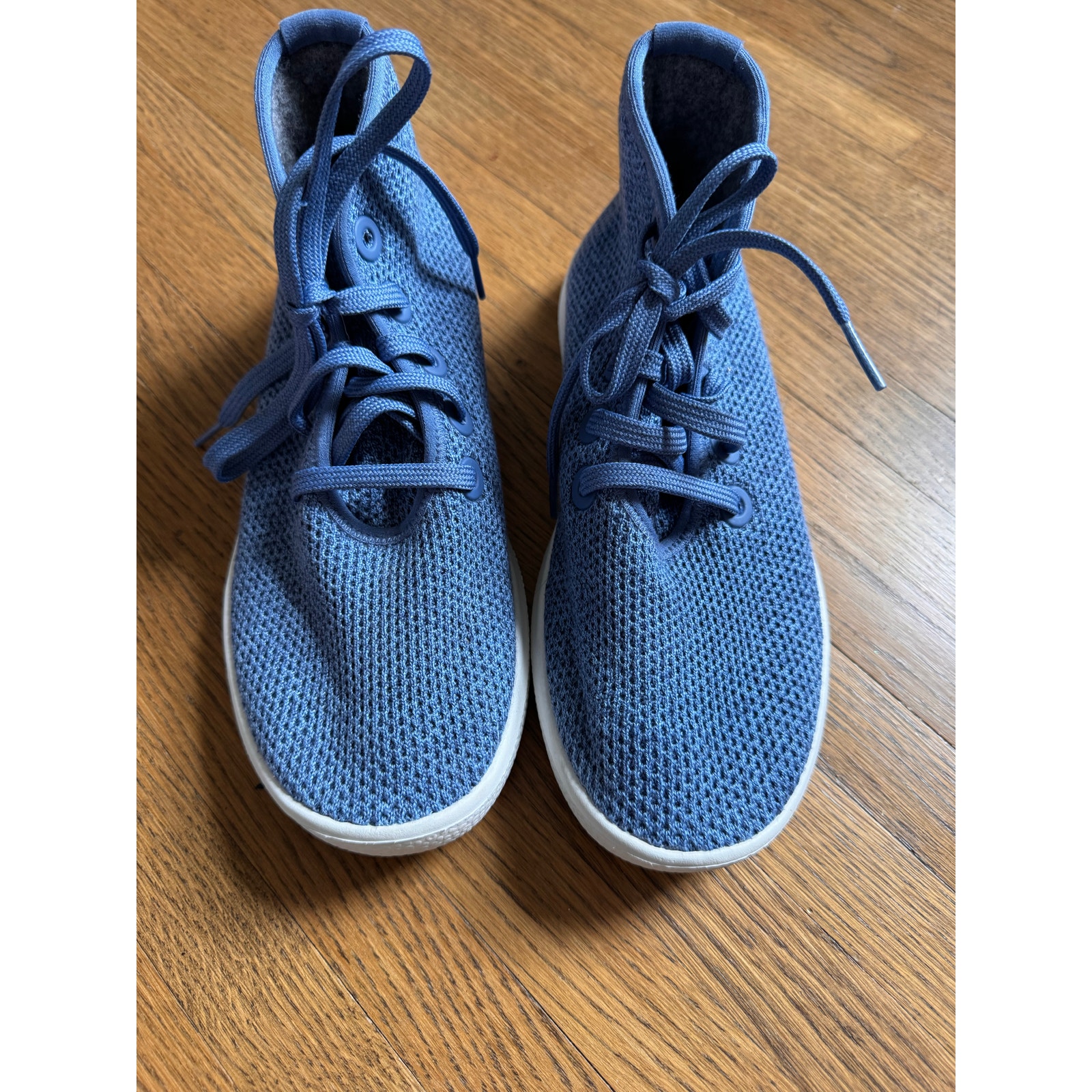 Allbirds blue women’s size 7 EUC tree toppers
