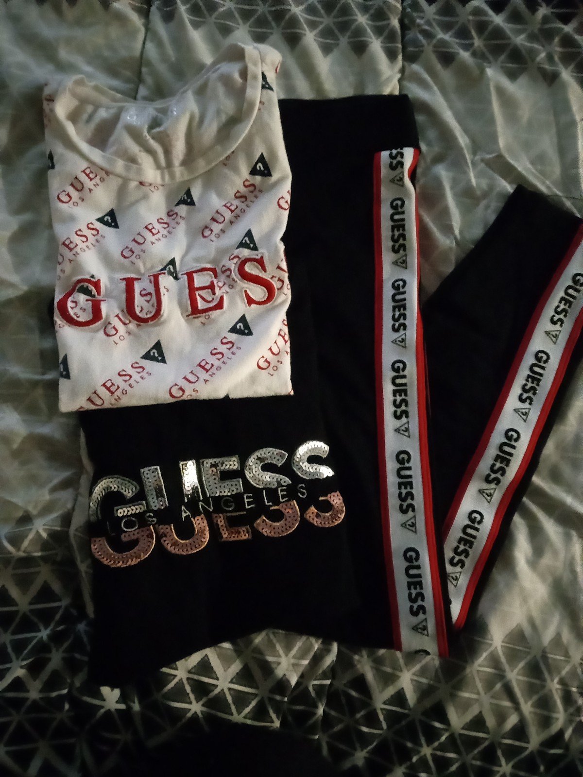 Guess 3 piece set