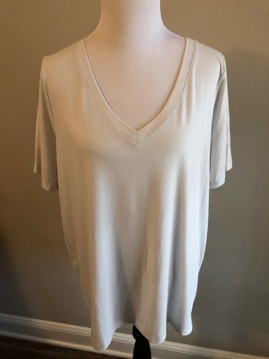 Zenana Premium Off White V-neck