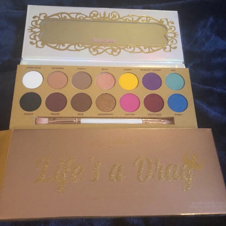 Life’s a Drag palette by Manny MUA