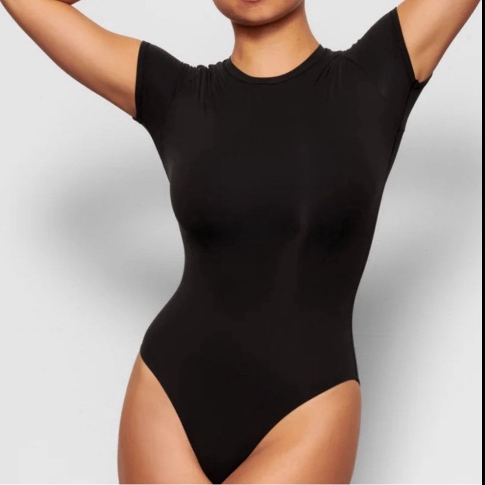 Skims Fits Everybody Tee Brief Bodysuit