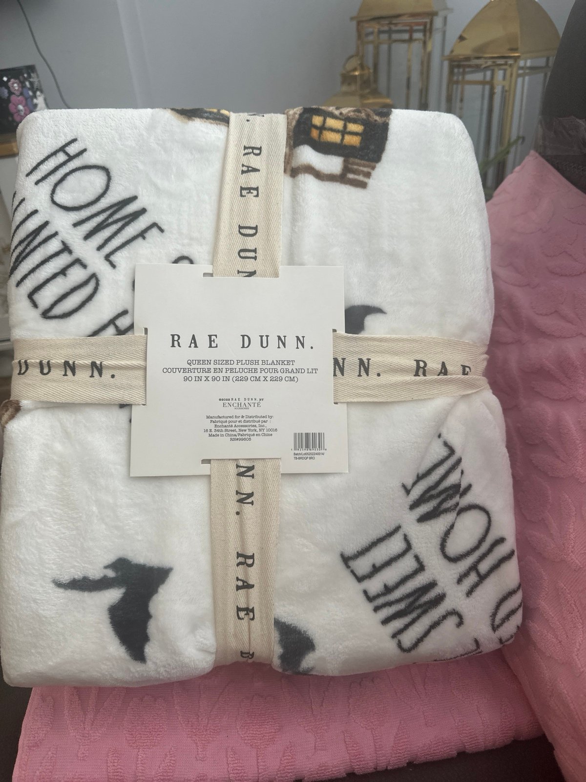 Rae Dunn Queen Bee Blankets Mercari