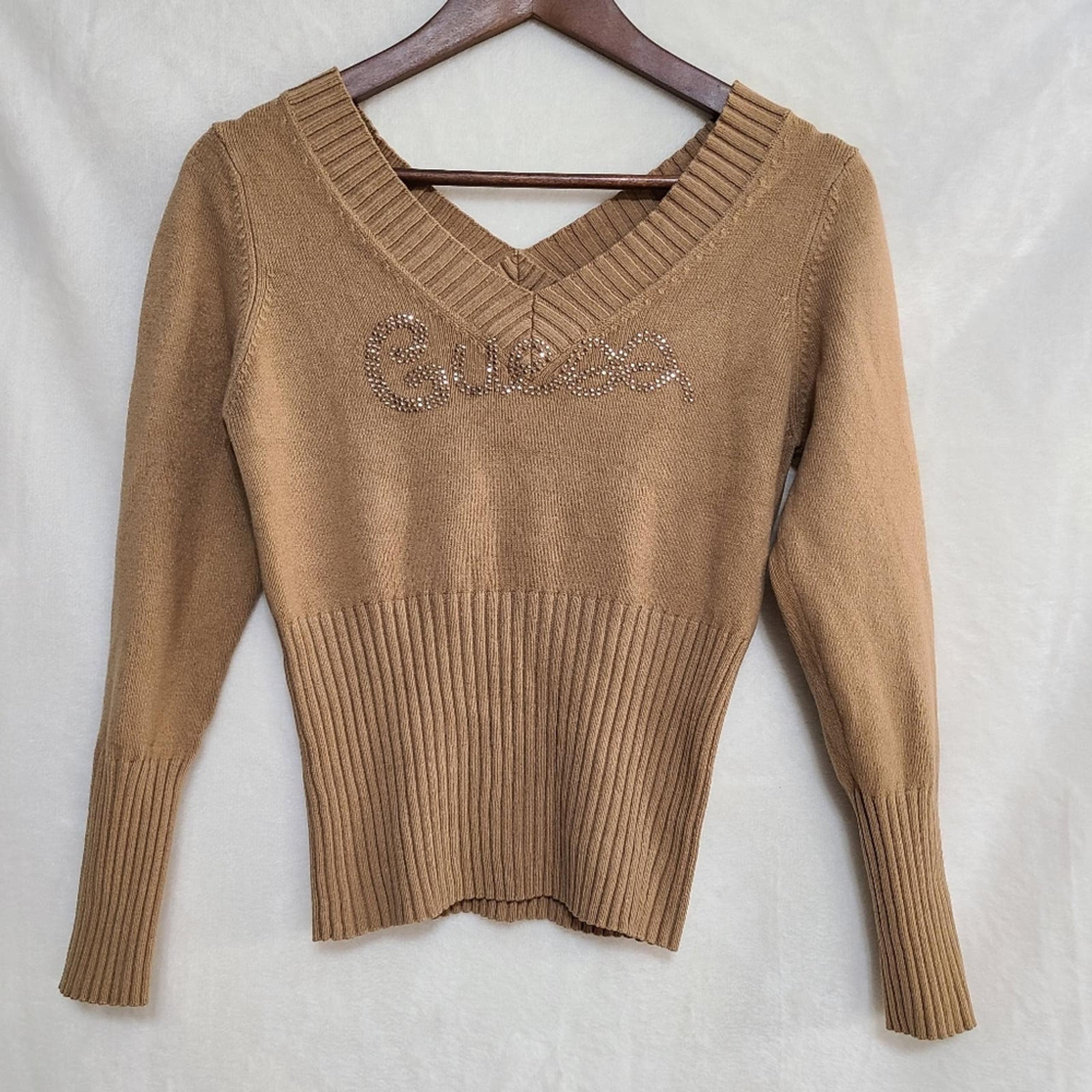 Vintage Y2K Guess Women's Tan V Neck Sweater Size L