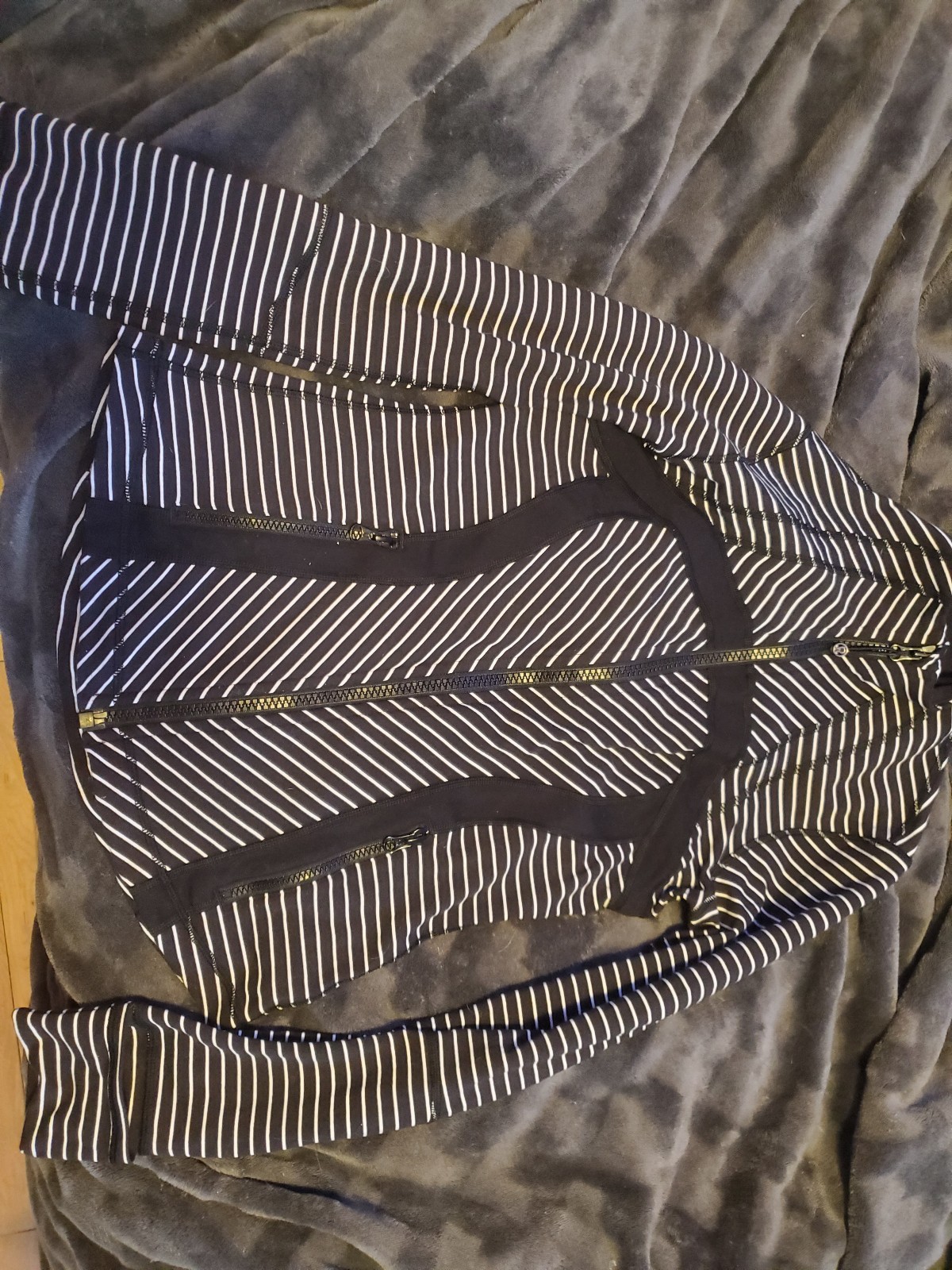 lululemon define jacket size 6