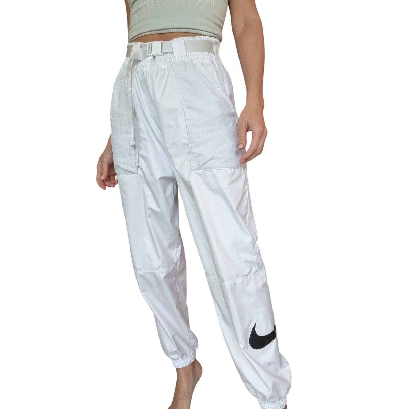NIKE JOGGER PANTS | MEDIUM