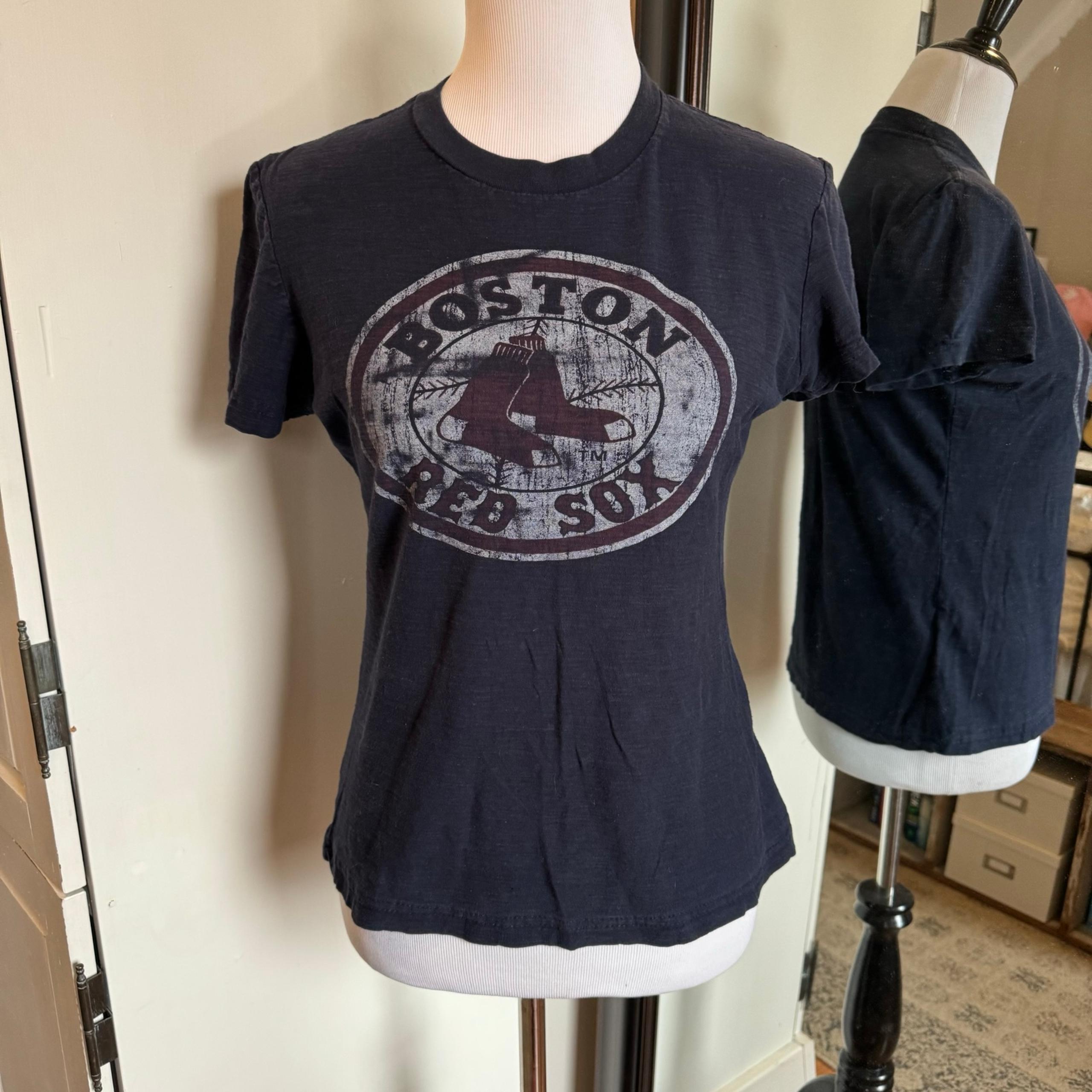 Wright & Ditson Large Boston Red Sox Tee
