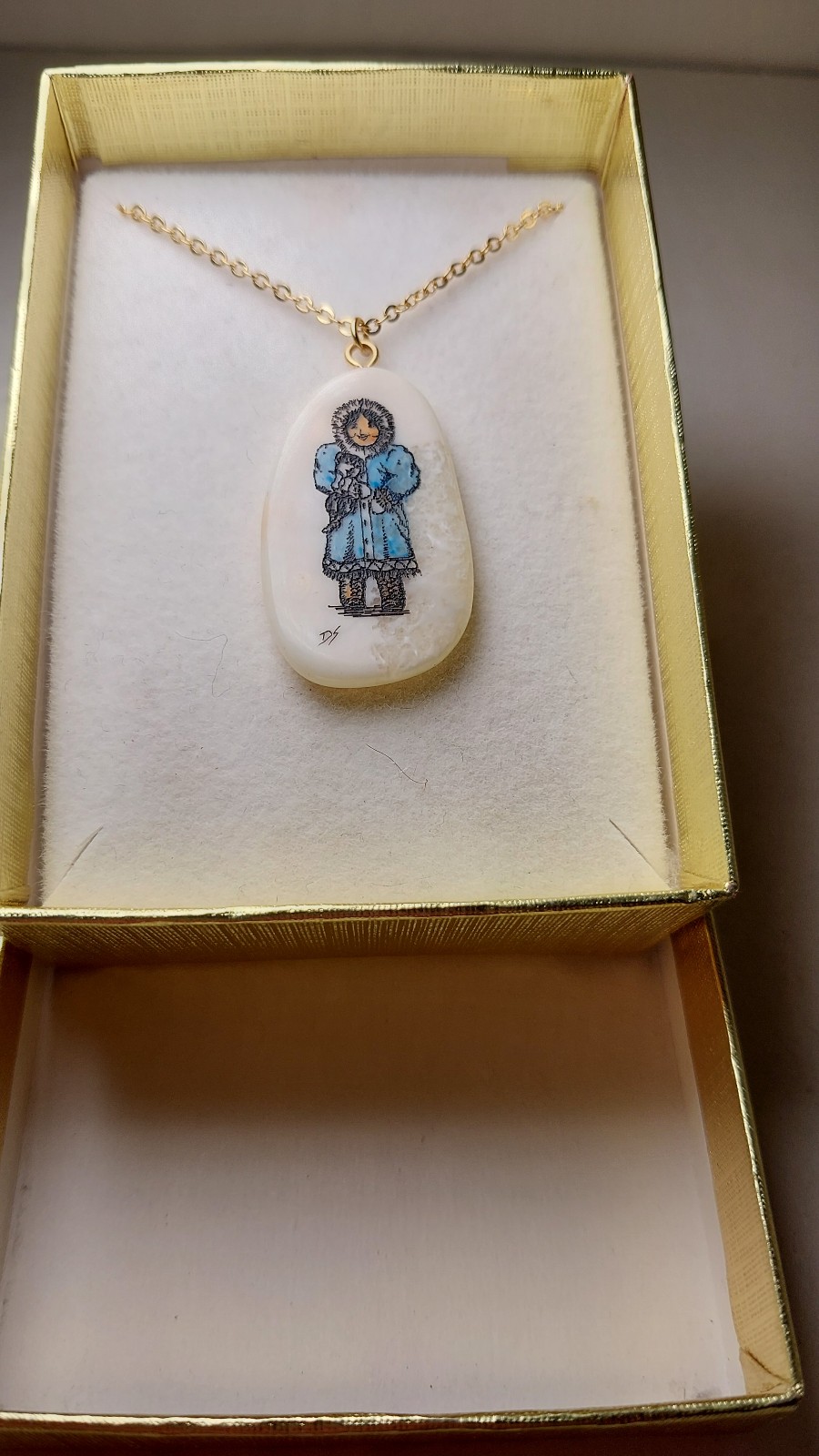 Rare Handcrafted Etched Fossilized Pendant Necklace Signed By Dennis Sims Alaska