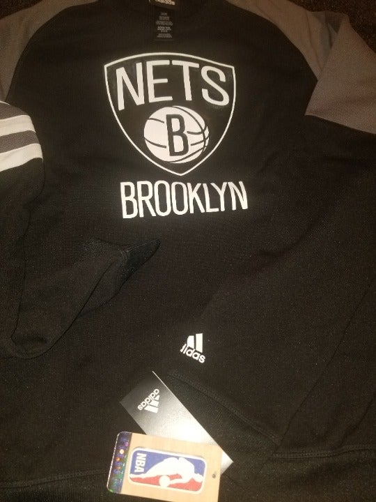 NEW W/TAGS ADIDAS BROOKLYN NETS SWEATER