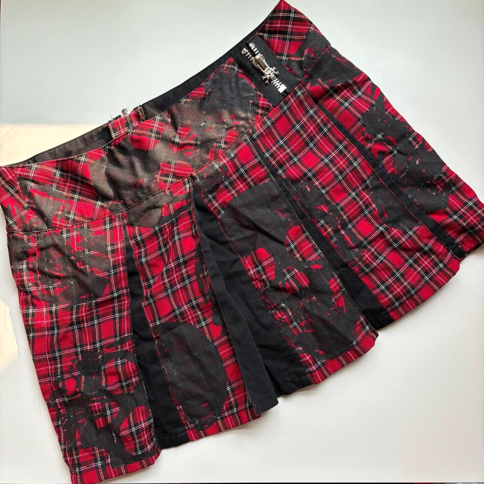 Super rare deadstock trippnyc pleated skull skirt