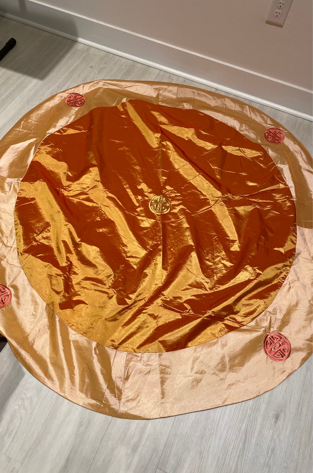 circular table cover