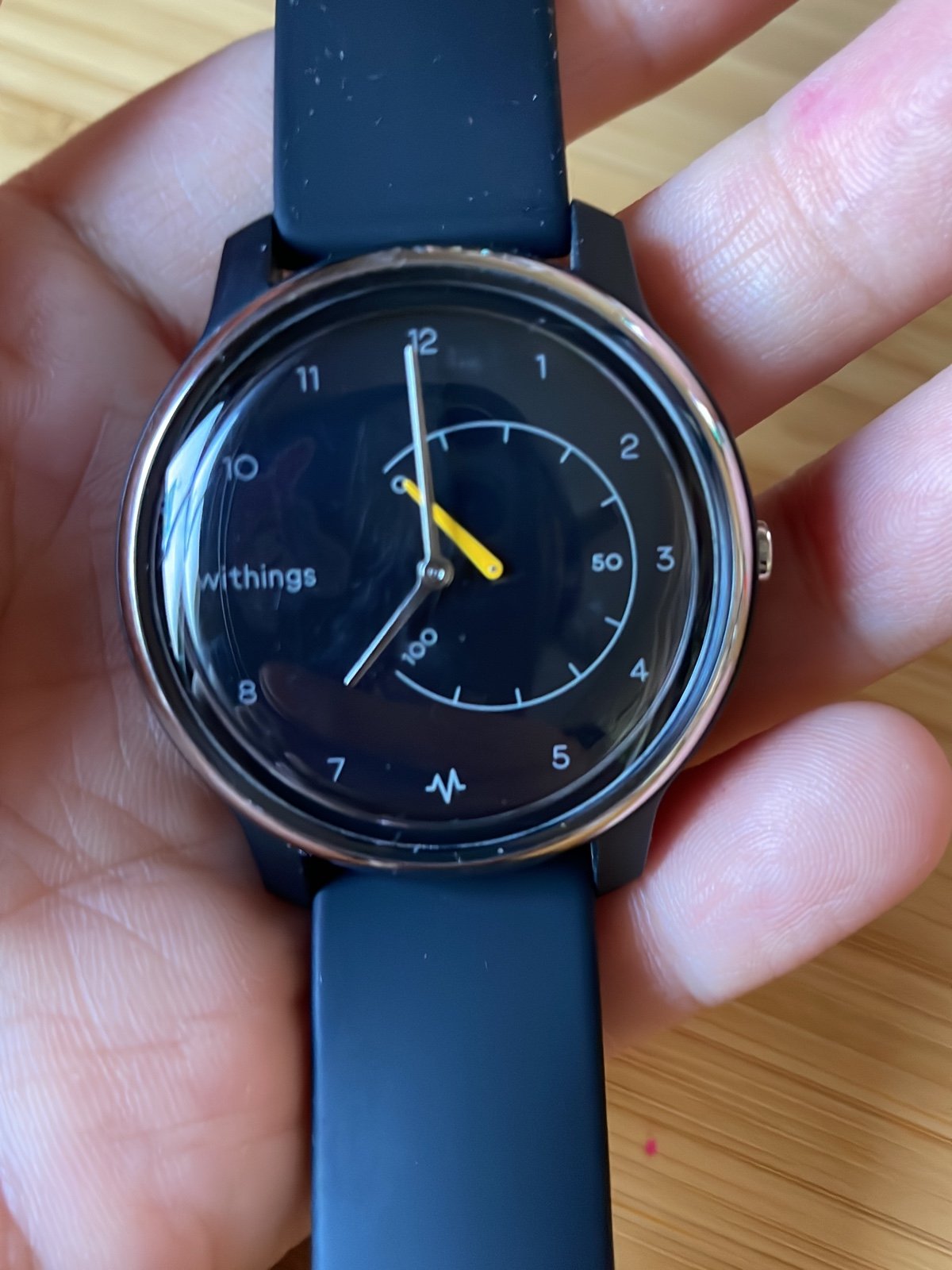 Withings Move ECG hybrid watch Model HEA08