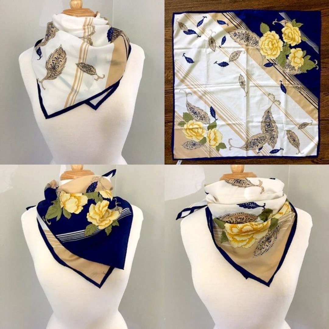 Gorgeous Navy Camel Cream Vintage Scarf