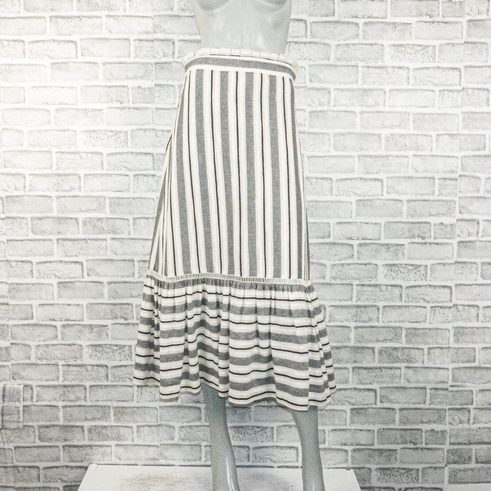Margaret O'leary Women's Striped Midi boho Skirt in white and gray size Small