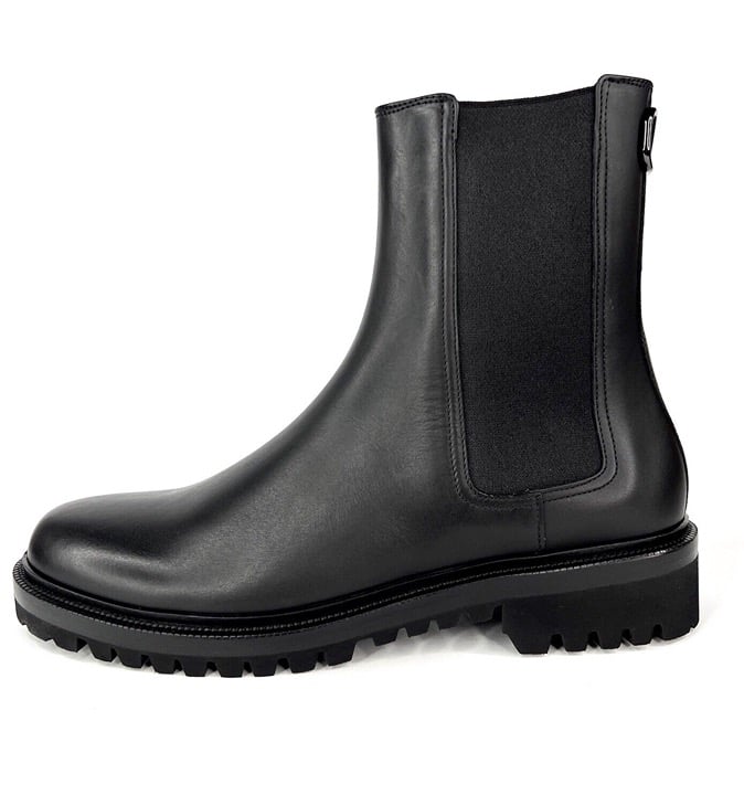 VALENTINO GARAVANI VLOGO SIGNATURE CALFSKIN LEATHER CHELSEA BOOTS EU 43 - US 10
