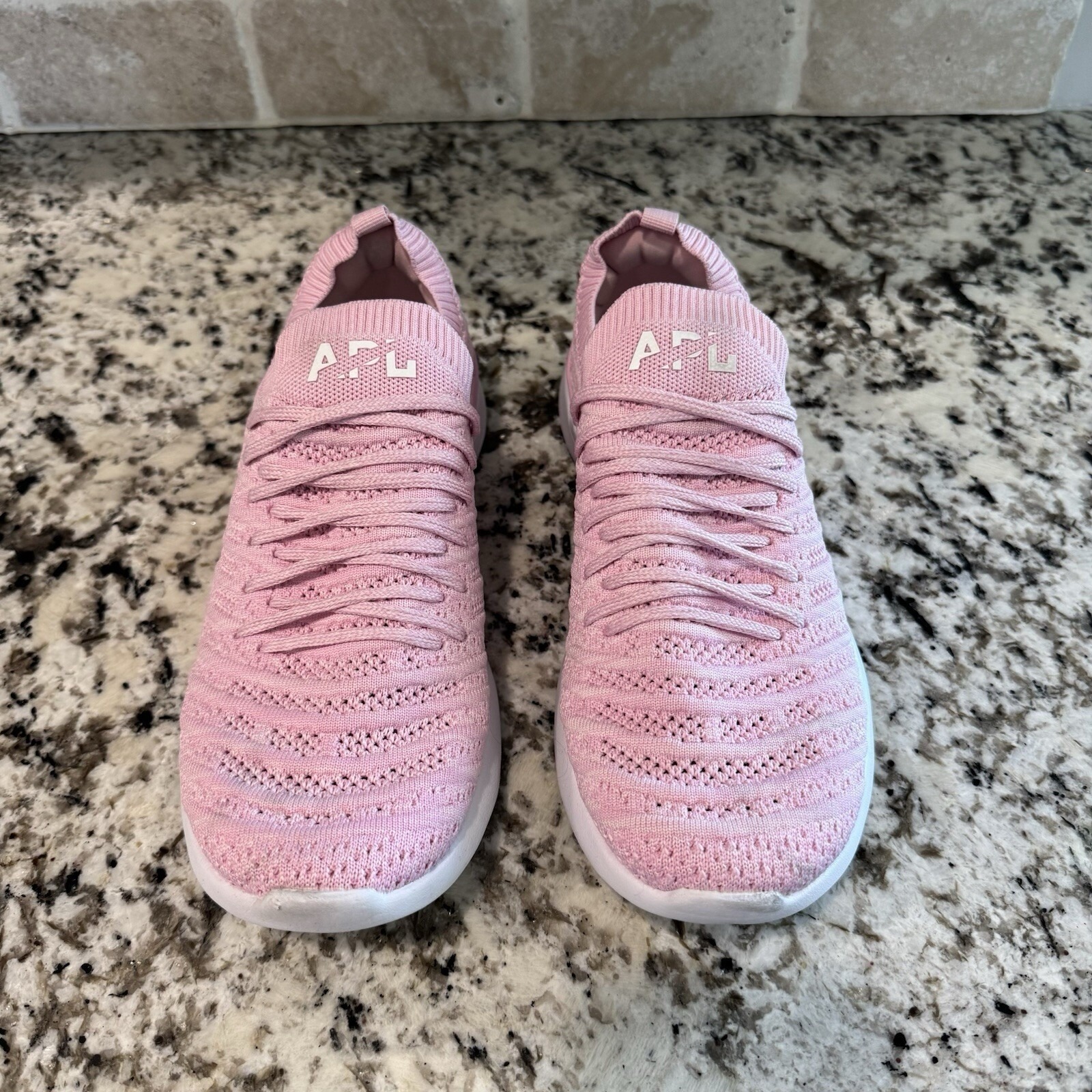 APL TechLoom Bliss Knit Running Shoes 9.5 Athletic Sneakers Pink White APL