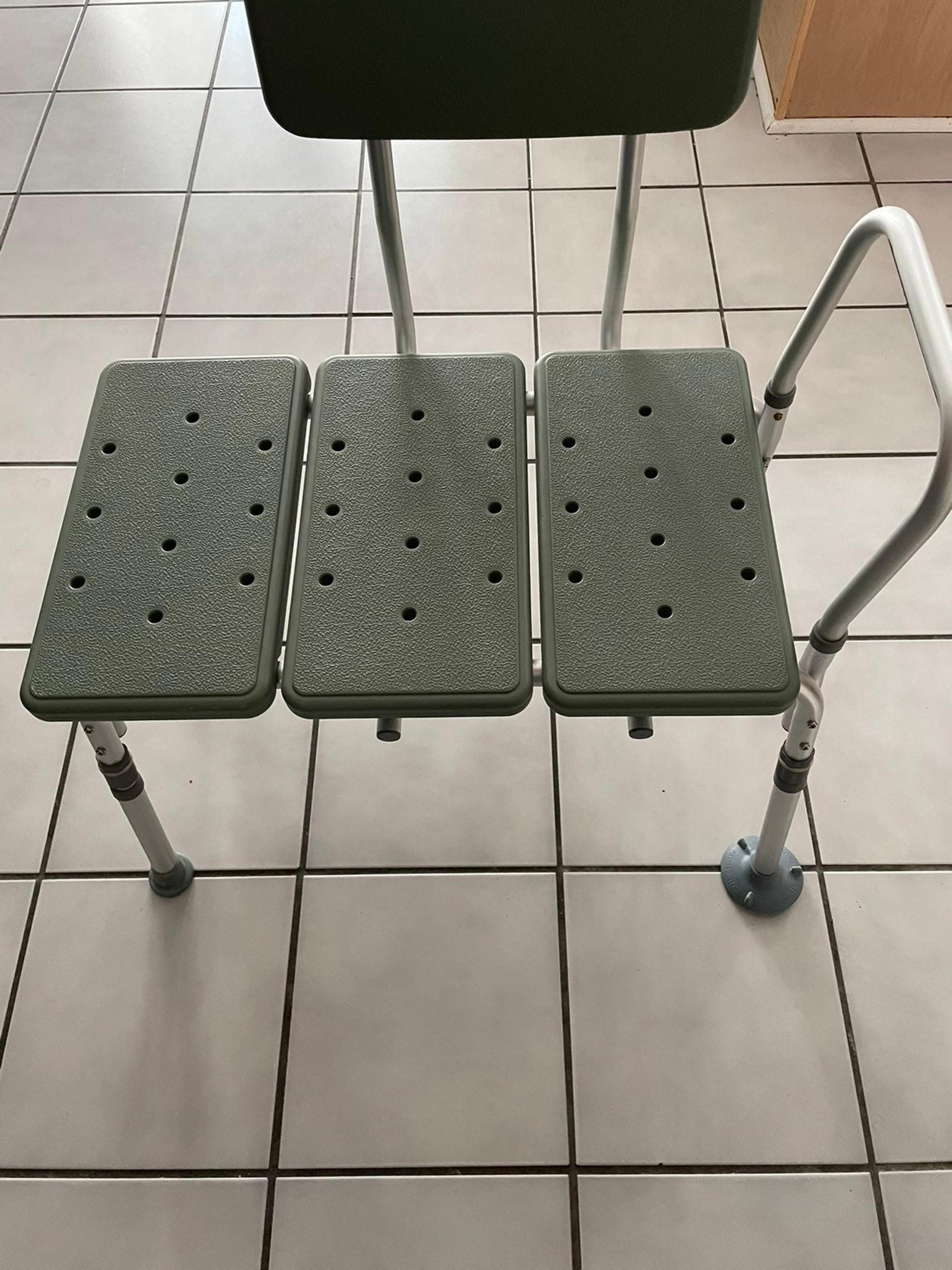 Shower chair