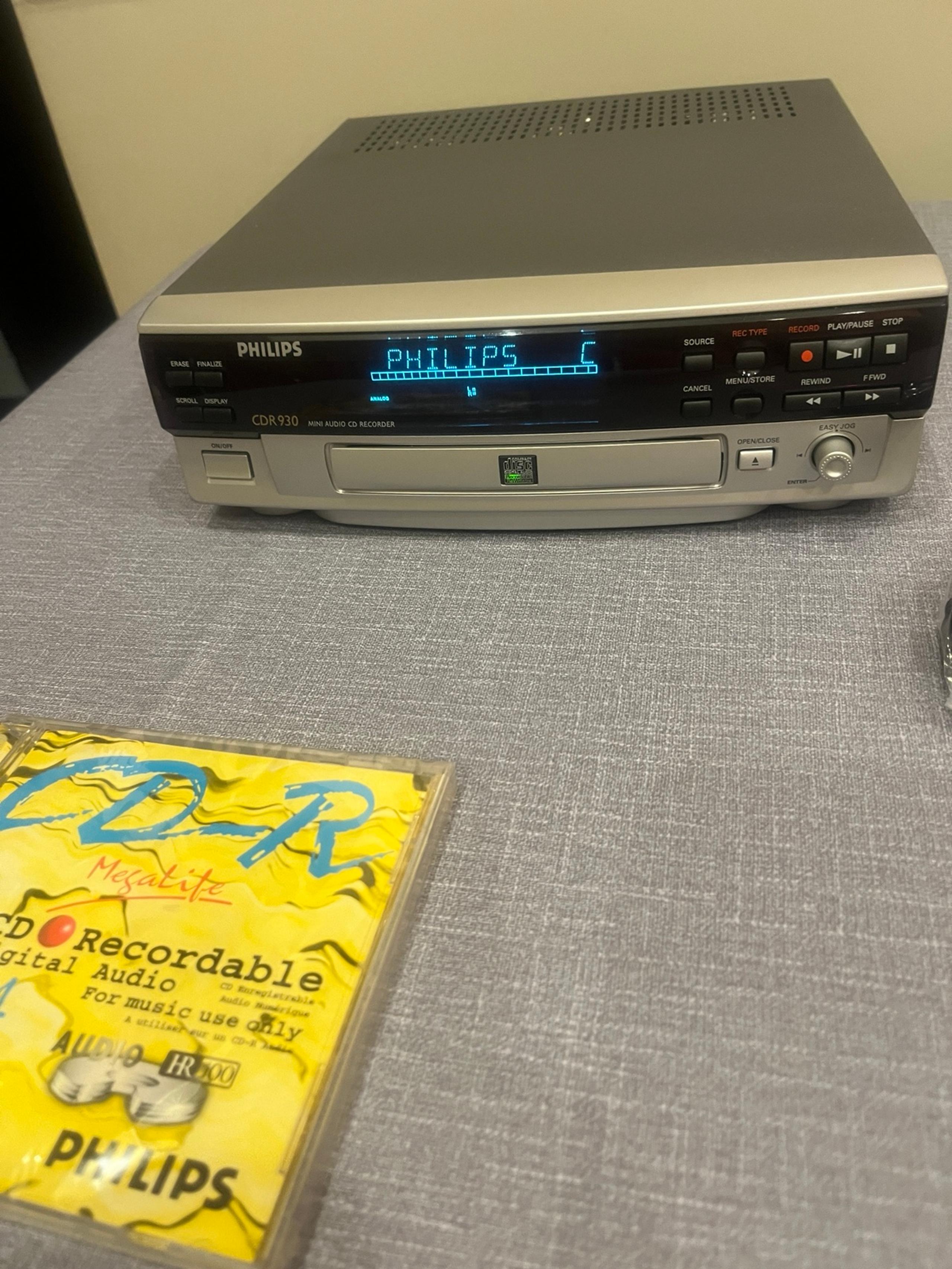 PHILIPS CDR-930 CD Recorder Compact RARE No Remote Extra Cable