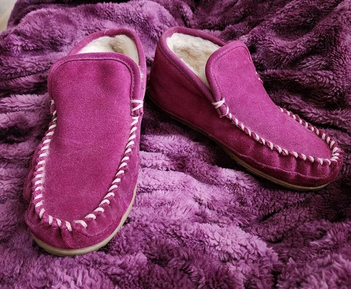 L.L. Bean Wicked Good Slipper Moc Boot in Bramble Berry Size 7