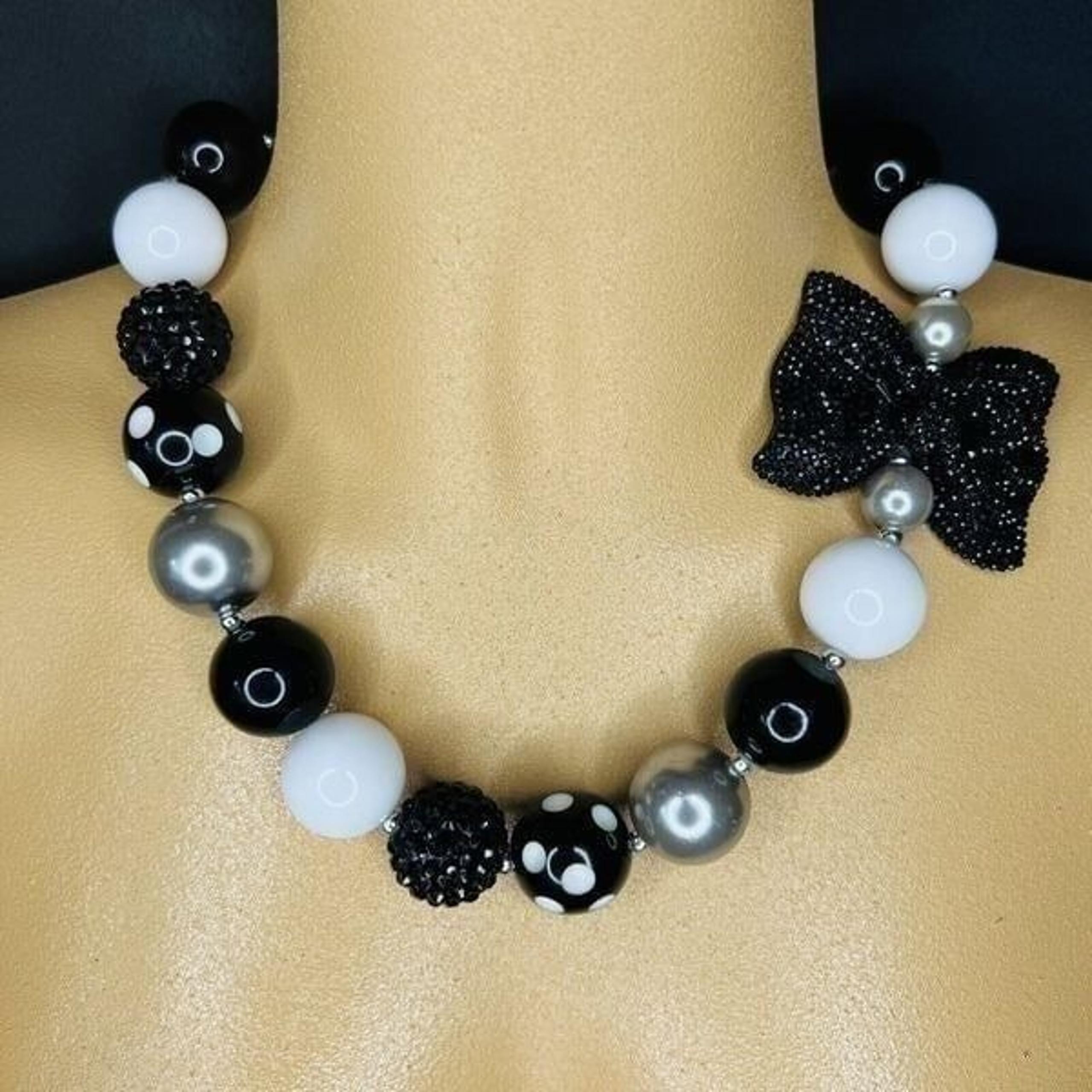 Vintage Black Molded Bow White Dot Chunky Beaded Necklace Choker Collar 4113