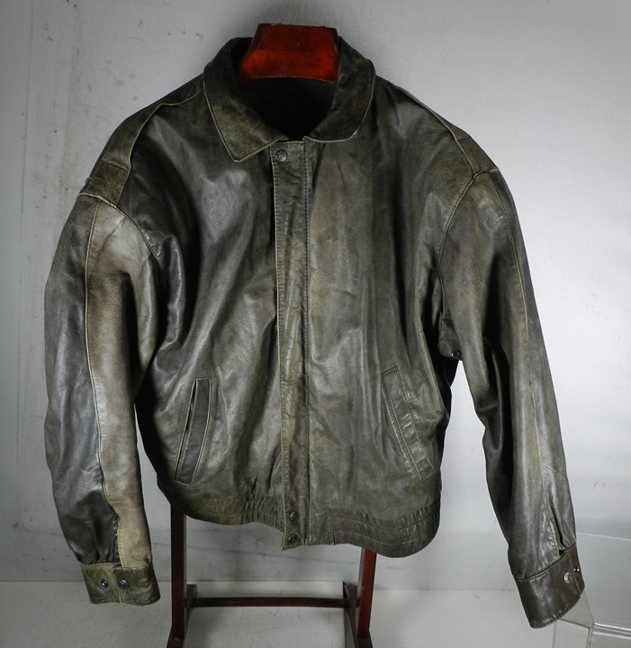 Vintage LUIS ALVEAR Genuine Leather Bomber Jacket Men's Size LARGE (L)