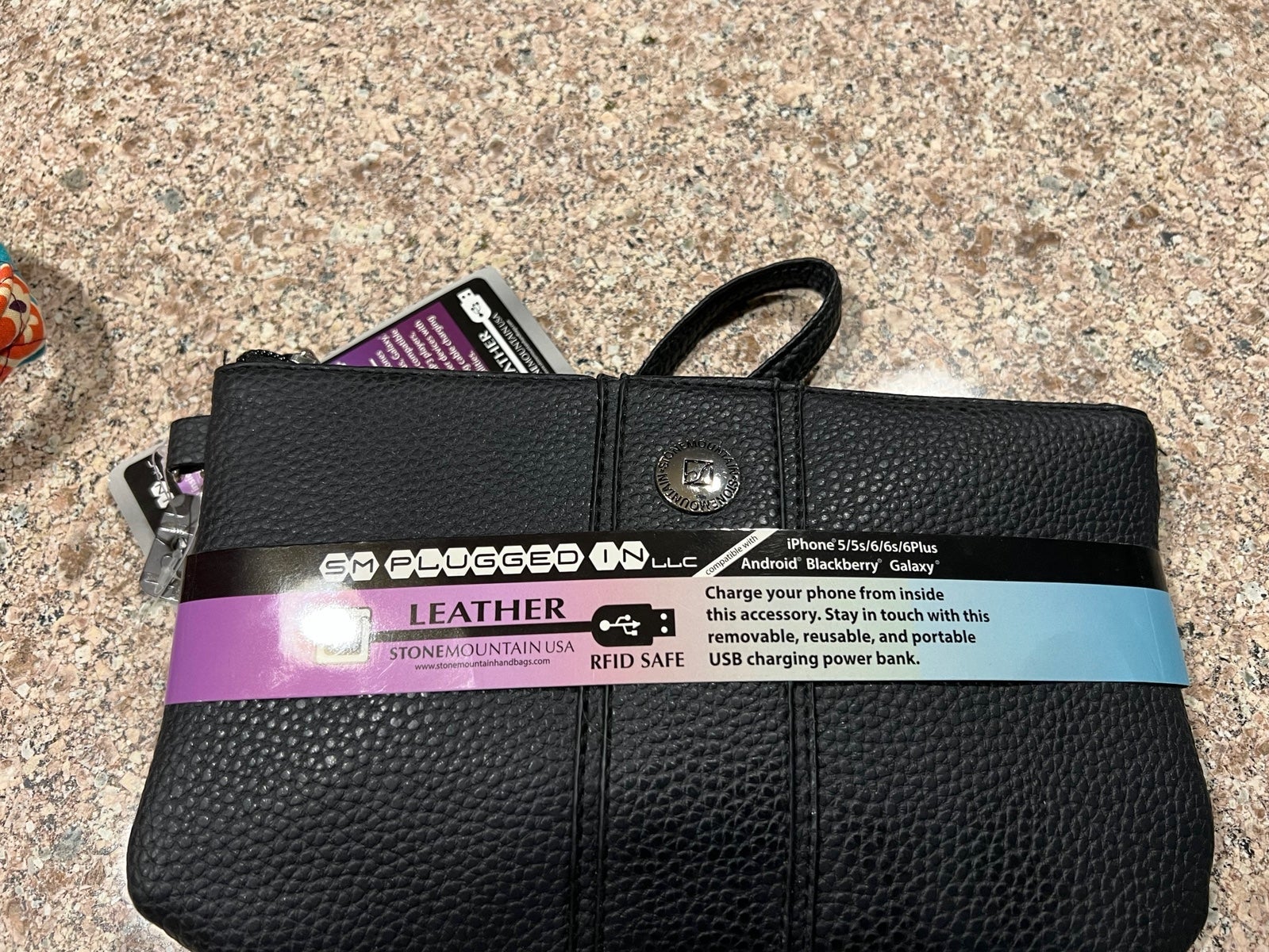 Stone mountain purses online with phone charger