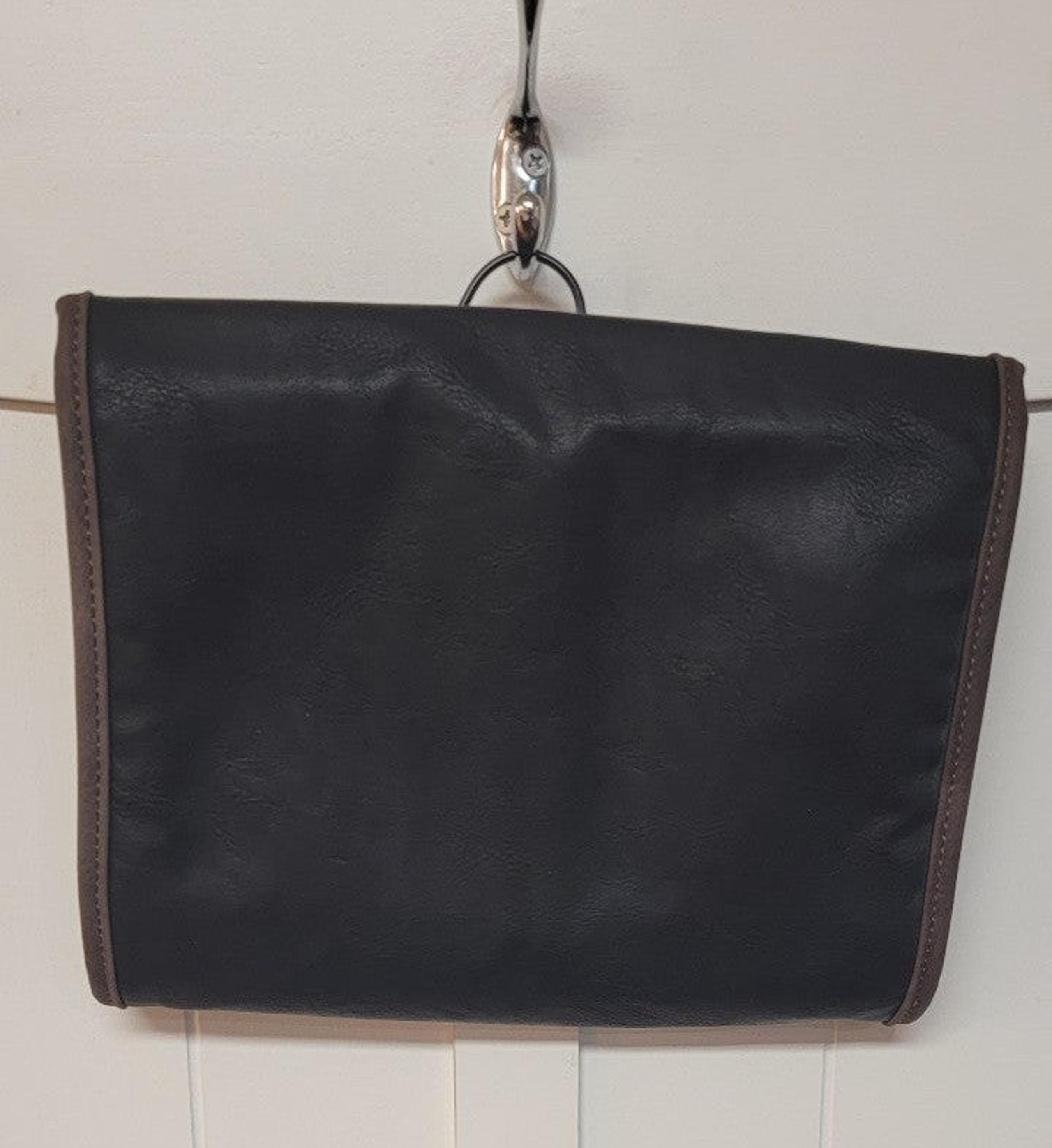 Hanging toiletry travel kit